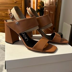 Calvin Klein Women’s Qeelin Shoes